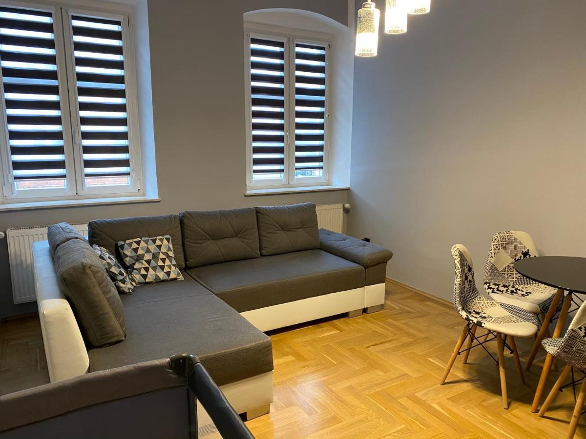 Apartament F21 Deluxe W Bielawie - Widok Na Gory Sowie 비엘라와 외부 사진