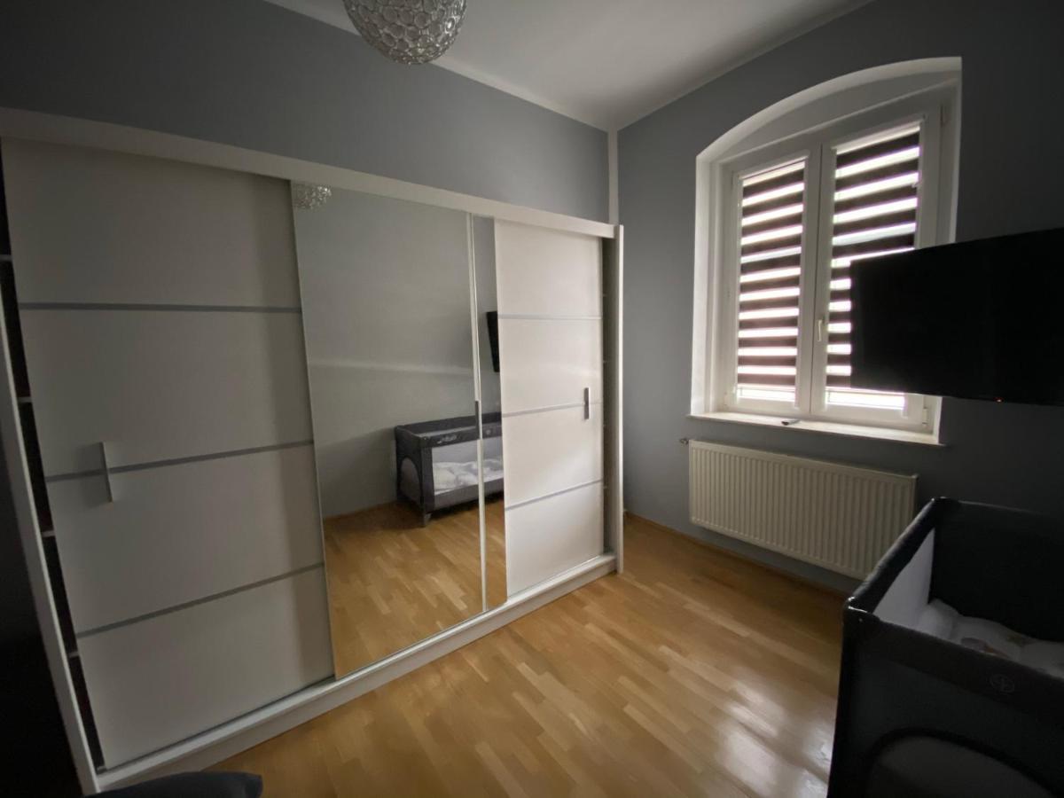 Apartament F21 Deluxe W Bielawie - Widok Na Gory Sowie 비엘라와 외부 사진