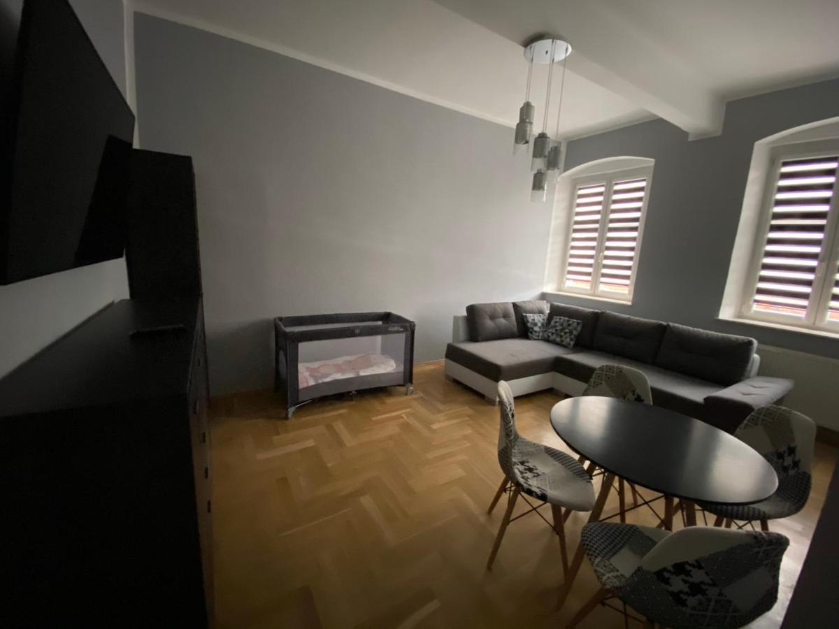 Apartament F21 Deluxe W Bielawie - Widok Na Gory Sowie 비엘라와 외부 사진