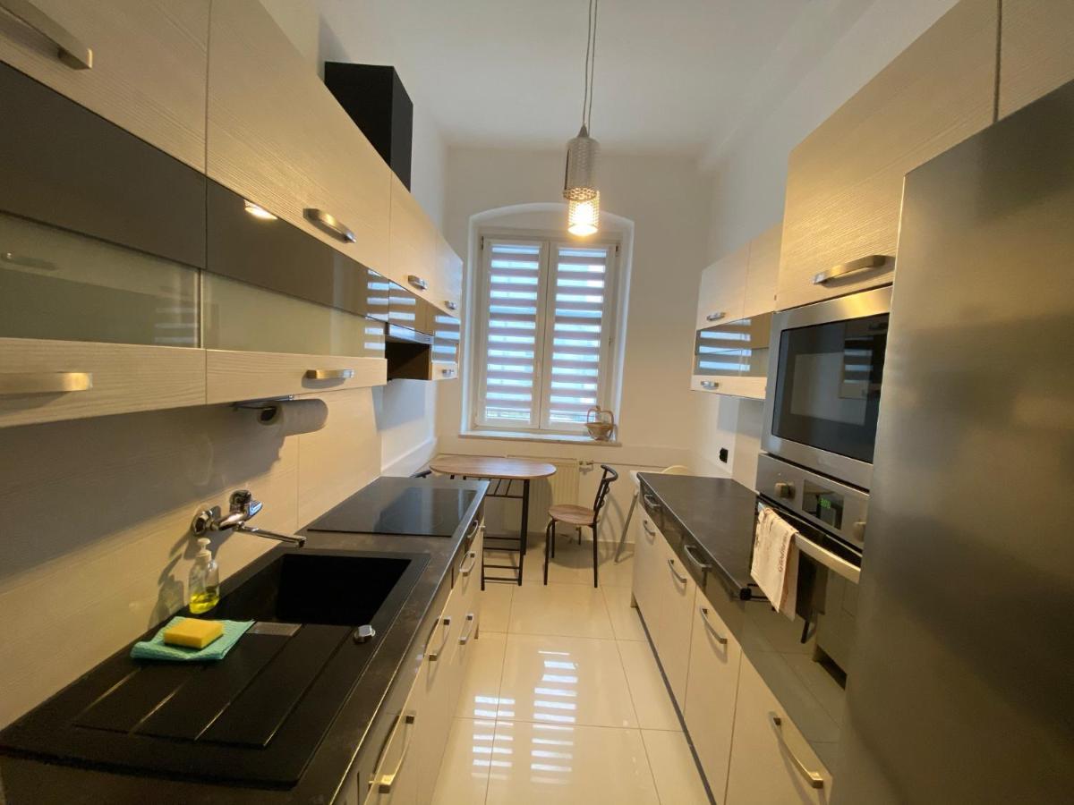 Apartament F21 Deluxe W Bielawie - Widok Na Gory Sowie 비엘라와 외부 사진