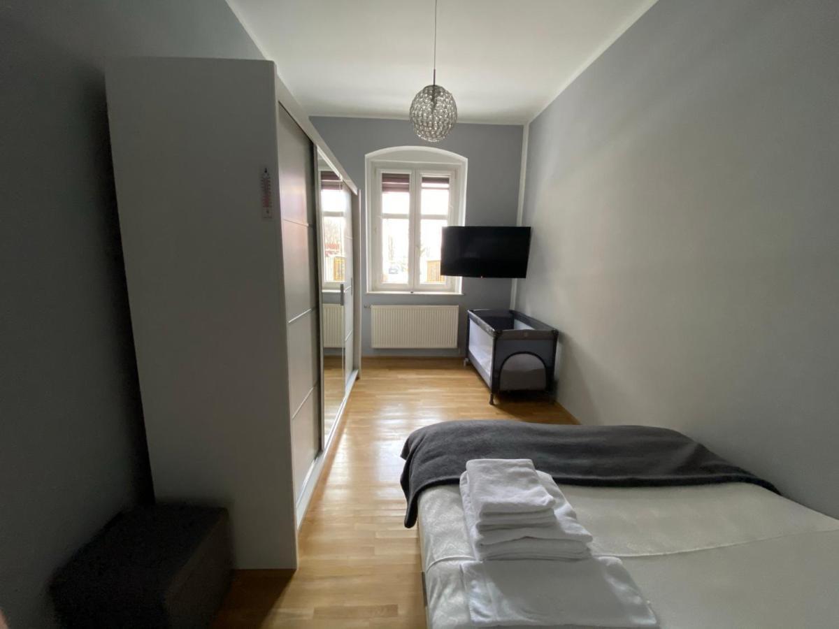 Apartament F21 Deluxe W Bielawie - Widok Na Gory Sowie 비엘라와 외부 사진